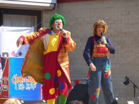 Clown huren in Strijen?