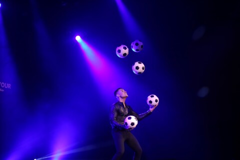 Voetbal jongleur Nigel Voets